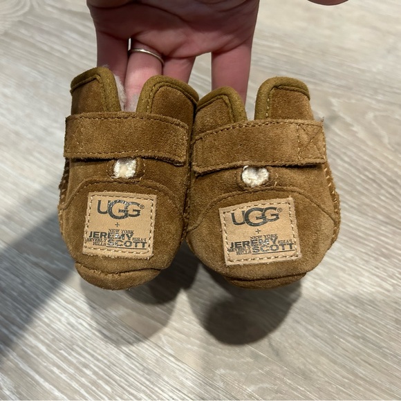 Jeremy Scott Uggs - Picture 2 of 5